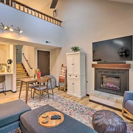 Family-Friendly Galena Townhome With Community Pools-2
