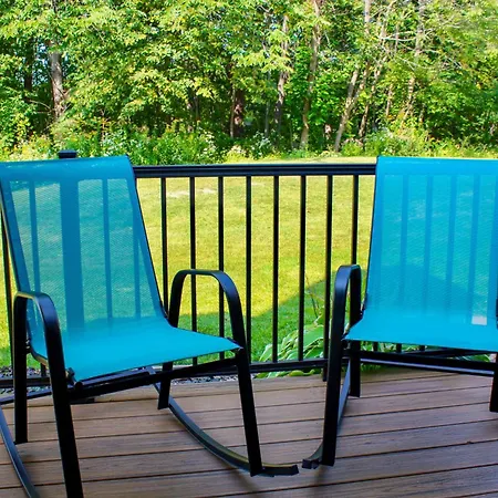 Galena Retreat: Shopping, Owners Club & Skiing!-2